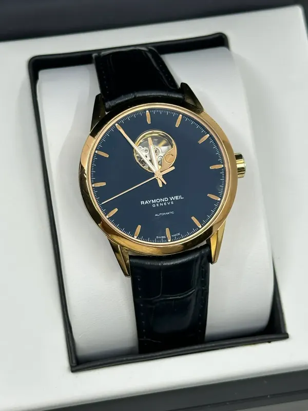 Raymond Weil Freelancer Automatic Open Heart: tootefoto